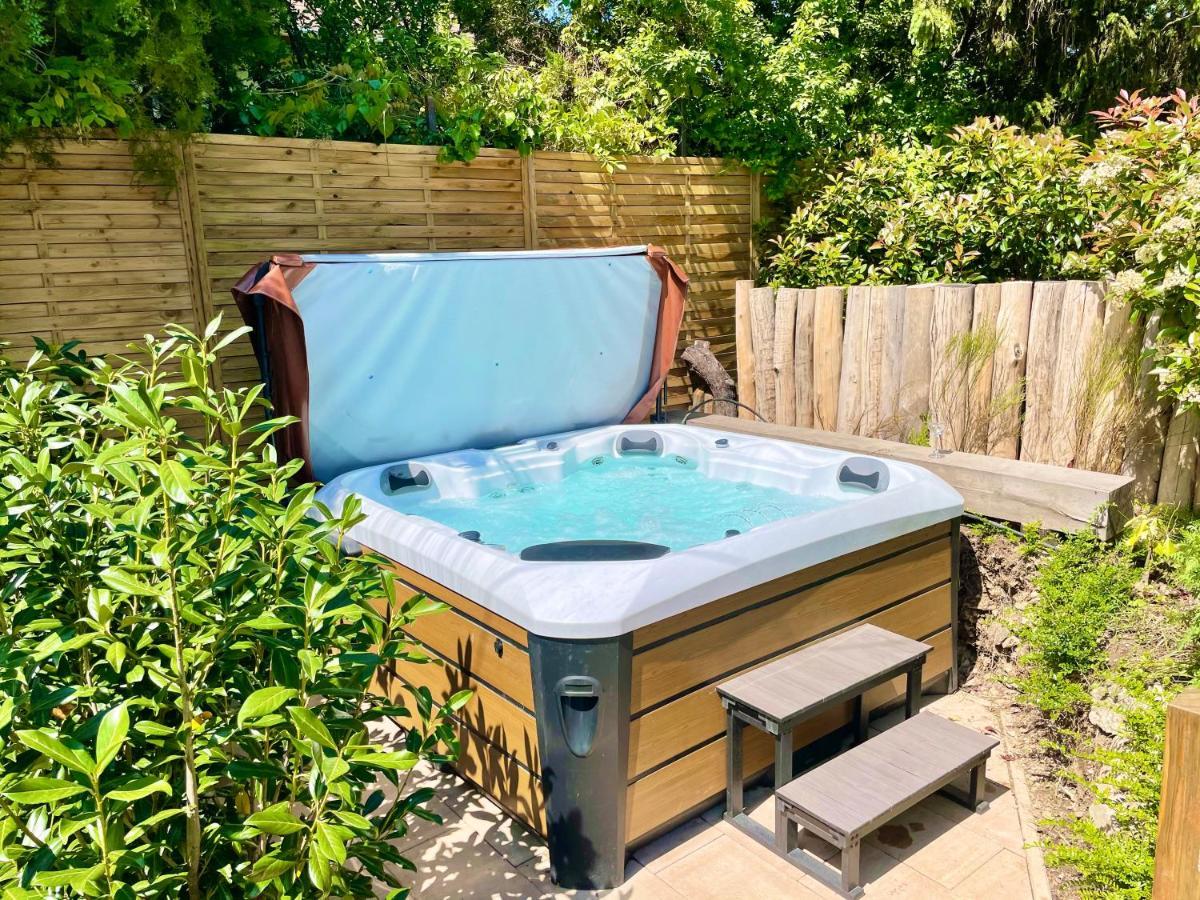 Wooden Apartman Premium Jacuzzival Alsoors Exterior photo